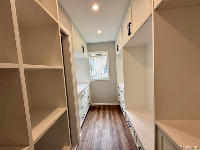 Builiding view twenty four for 49729 Nautical, New Baltimore, MI. 48047