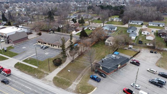 Builiding view seven for 49520 Gratiot, New Baltimore, MI. 48051