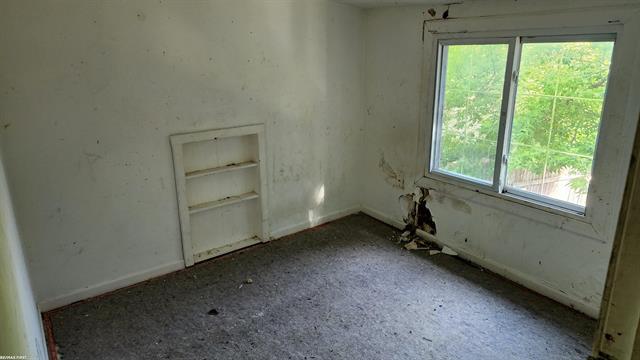 Builiding view twenty eight for 49520 Gratiot, New Baltimore, MI. 48051