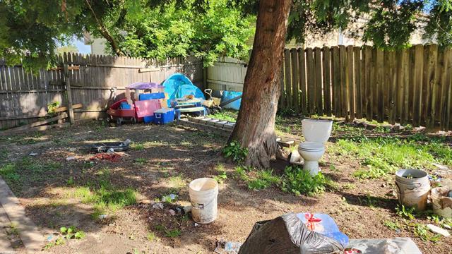 Builiding view twenty six for 49520 Gratiot, New Baltimore, MI. 48051