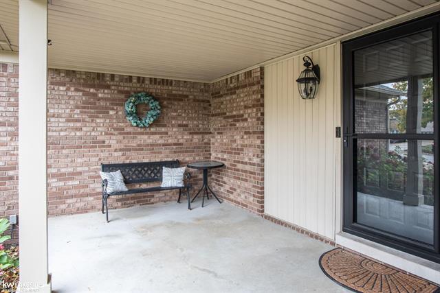 Builiding view four for 51635 Laurel Oak, New Baltimore, MI. 48047