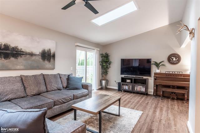 Builiding view seven for 51635 Laurel Oak, New Baltimore, MI. 48047