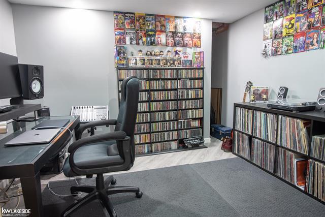 Builiding view twenty six for 51635 Laurel Oak, New Baltimore, MI. 48047