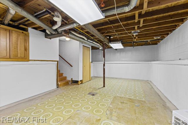 Builiding view thirty for 32658 Conrad, New Baltimore, MI. 48047