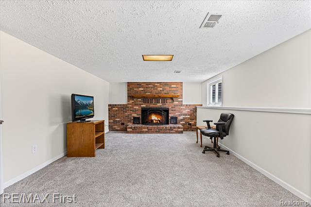 Builiding view twenty seven for 32658 Conrad, New Baltimore, MI. 48047