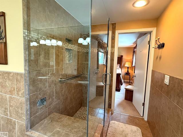 Builiding view twenty seven for 50467 Peggy, New Baltimore, MI. 48047