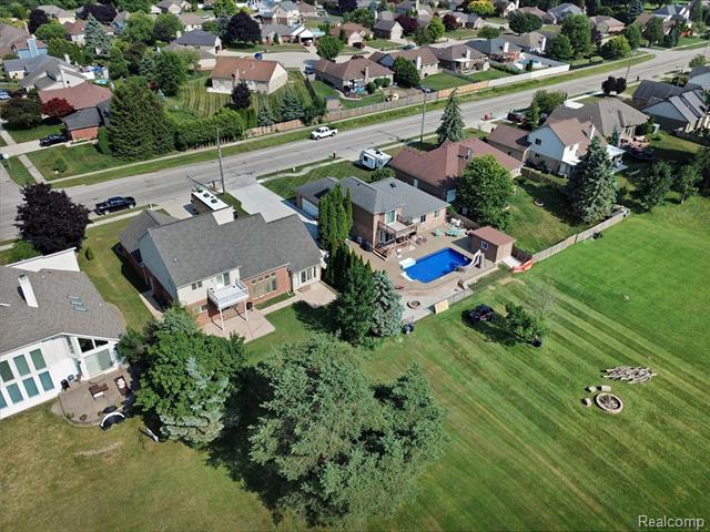 Builiding view forty one for 51553 Baker, New Baltimore, MI. 48047