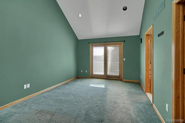 Builiding view sixteen for 51553 Baker, New Baltimore, MI. 48047