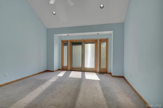 Builiding view thirteen for 51553 Baker, New Baltimore, MI. 48047