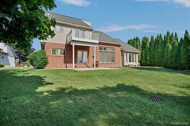 Builiding view thirty five for 51553 Baker, New Baltimore, MI. 48047