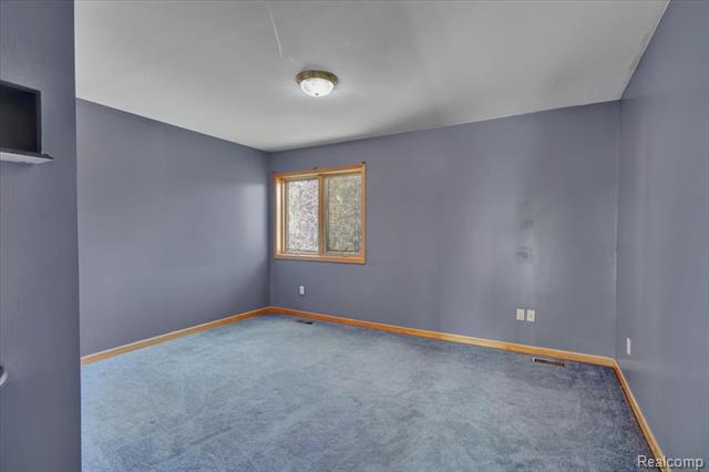 Builiding view twenty two for 51553 Baker, New Baltimore, MI. 48047