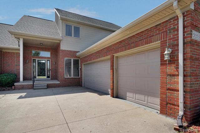 front view for 51553 Baker Rd, New Baltimore, Mi. 48047