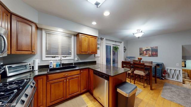 Builiding view twelve for 51901 Dw Seaton, New Baltimore, MI. 48047