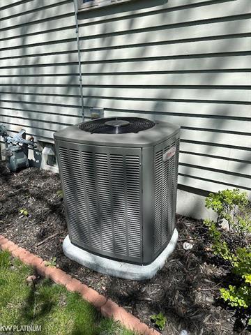 Builiding view twenty six for 51901 Dw Seaton, New Baltimore, MI. 48047