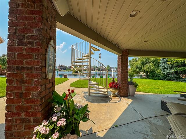 Builiding view thirty seven for 52455 Indian Summer, New Baltimore, MI. 48051