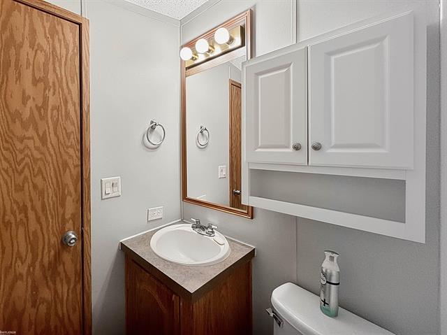 Builiding view eighteen for 29767 Jamestown, New Baltimore, MI. 48051