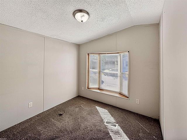 Builiding view sixteen for 29767 Jamestown, New Baltimore, MI. 48051