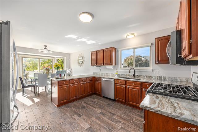 Builiding view eleven for 52117 Pebble Creek D, New Baltimore, MI. 48047