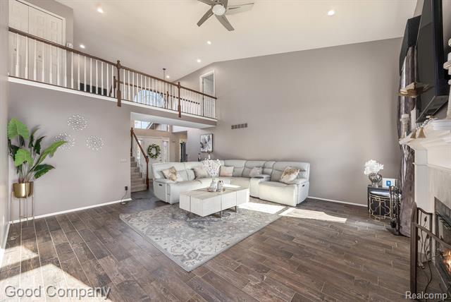 Builiding view seven for 52117 Pebble Creek D, New Baltimore, MI. 48047