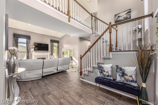 Builiding view six for 52117 Pebble Creek D, New Baltimore, MI. 48047