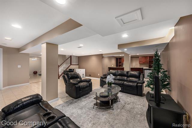 Builiding view twenty four for 52117 Pebble Creek D, New Baltimore, MI. 48047