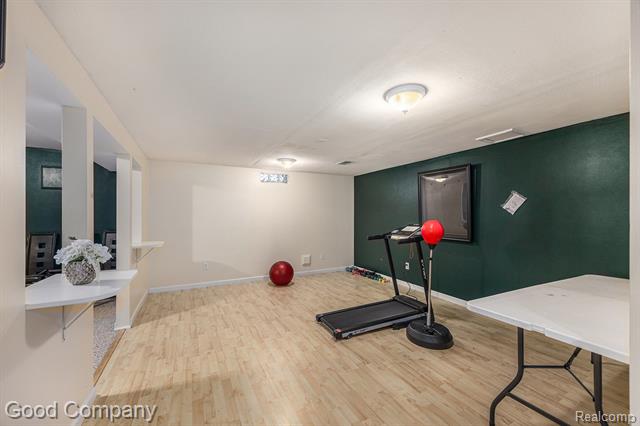 Builiding view twenty seven for 52117 Pebble Creek D, New Baltimore, MI. 48047