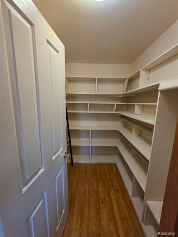 Builiding view five for 30726 Thistle, New Baltimore, MI. 48051