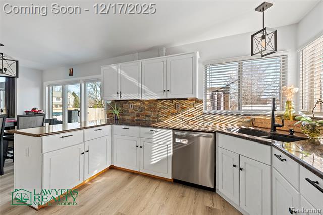 Builiding view eleven for 53084 Black Creek, New Baltimore, MI. 48047