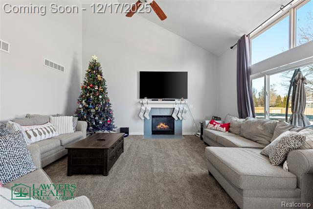 Builiding view five for 53084 Black Creek, New Baltimore, MI. 48047