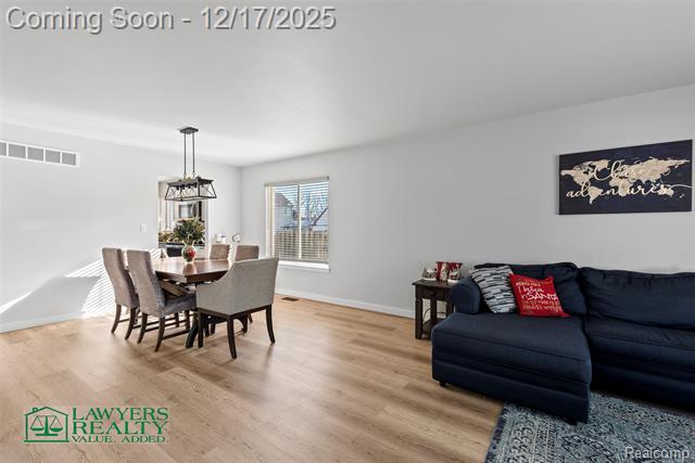 Builiding view fourteen for 53084 Black Creek, New Baltimore, MI. 48047