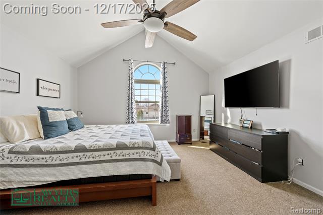 Builiding view twenty one for 53084 Black Creek, New Baltimore, MI. 48047