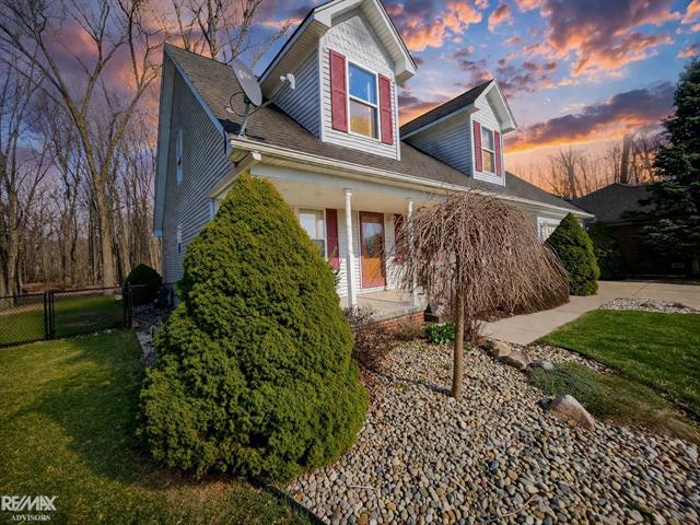 Builiding view one for 54690 Beacon Cove Ci, New Baltimore, MI. 48047