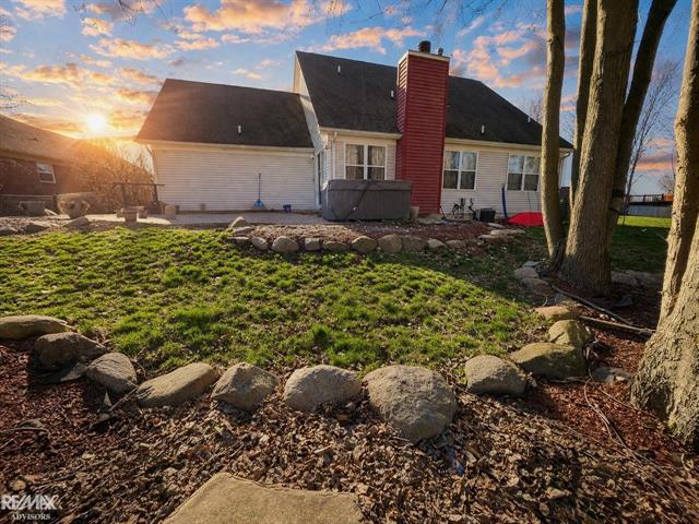 Builiding view thirty five for 54690 Beacon Cove Ci, New Baltimore, MI. 48047