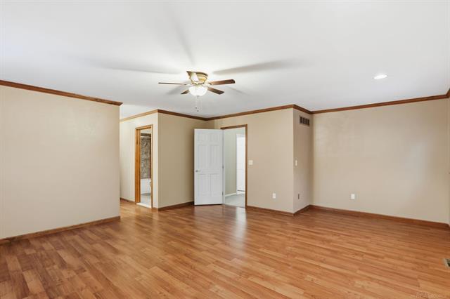 Builiding view eleven for 54173 Avondale, New Baltimore, MI. 48047