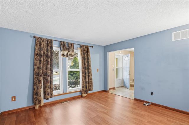 Builiding view four for 54173 Avondale, New Baltimore, MI. 48047