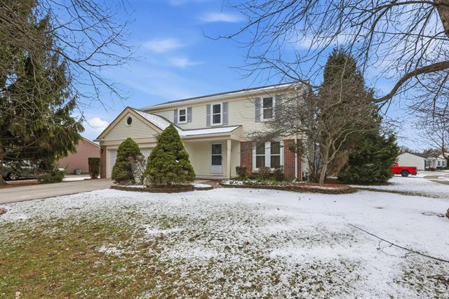 Builiding view one for 54173 Avondale, New Baltimore, MI. 48047