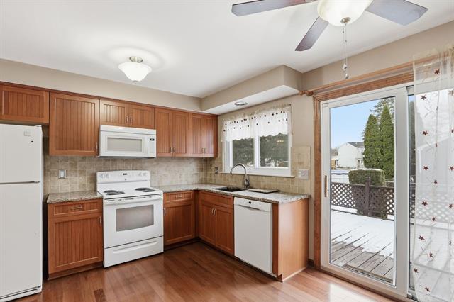 Builiding view six for 54173 Avondale, New Baltimore, MI. 48047