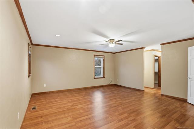 Builiding view ten for 54173 Avondale, New Baltimore, MI. 48047