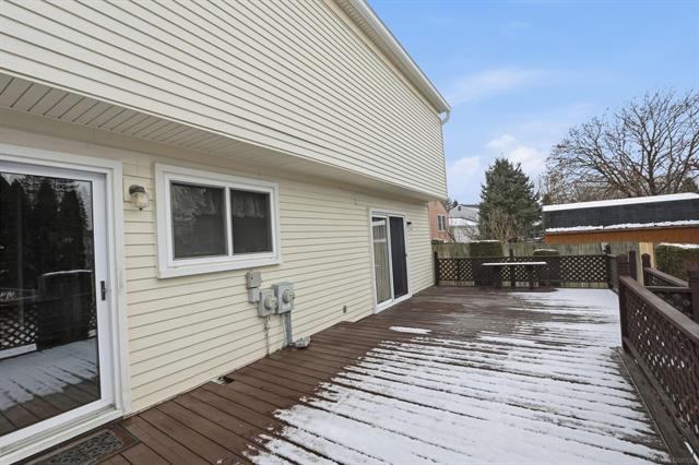 Builiding view twenty four for 54173 Avondale, New Baltimore, MI. 48047