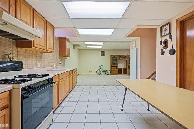 Builiding view thirty three for 37433 26 Mile, New Haven, MI. 48048