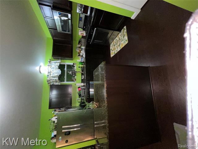 Builiding view seventeen for 30641 Melisa, New Baltimore, MI. 48051