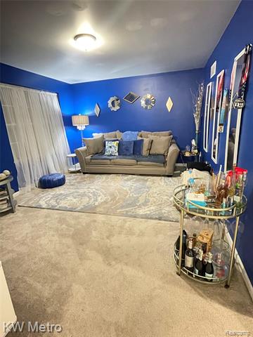 Builiding view thirty one for 30641 Melisa, New Baltimore, MI. 48051