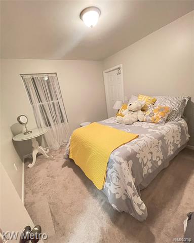 Builiding view thirty six for 30641 Melisa, New Baltimore, MI. 48051