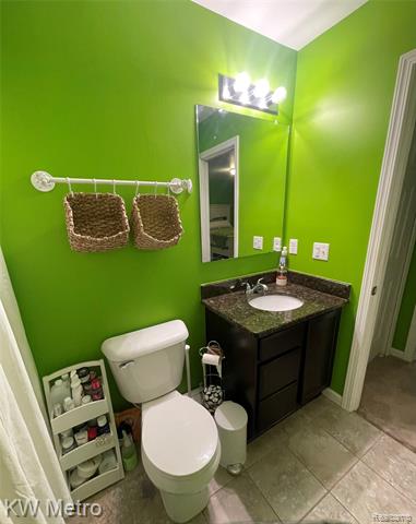 Builiding view twenty eight for 30641 Melisa, New Baltimore, MI. 48051