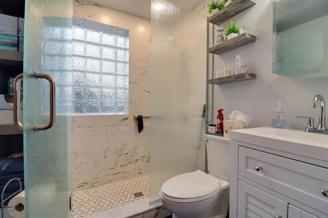 Builiding view nineteen for 25520 Hagen, New Baltimore, MI. 48051