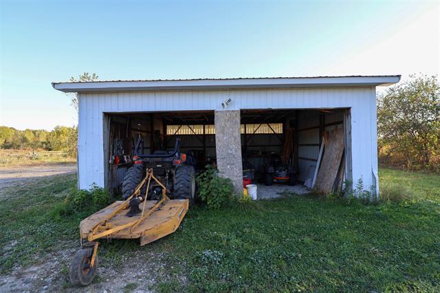 Builiding view thirty one for 25520 Hagen, New Baltimore, MI. 48051