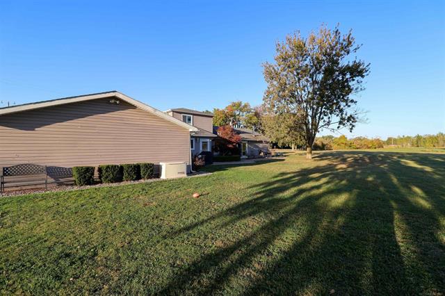 Builiding view twenty seven for 25520 Hagen, New Baltimore, MI. 48051