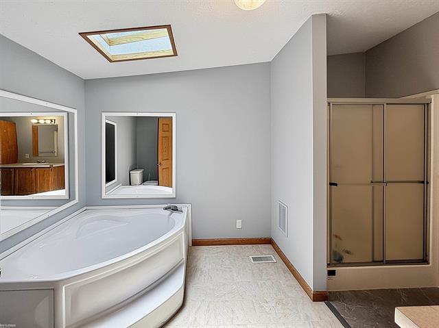 Builiding view fifteen for 37037 Millstone, New Haven, MI. 48048