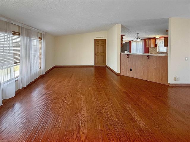 Builiding view six for 37037 Millstone, New Haven, MI. 48048