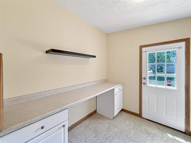 Builiding view twenty four for 37037 Millstone, New Haven, MI. 48048